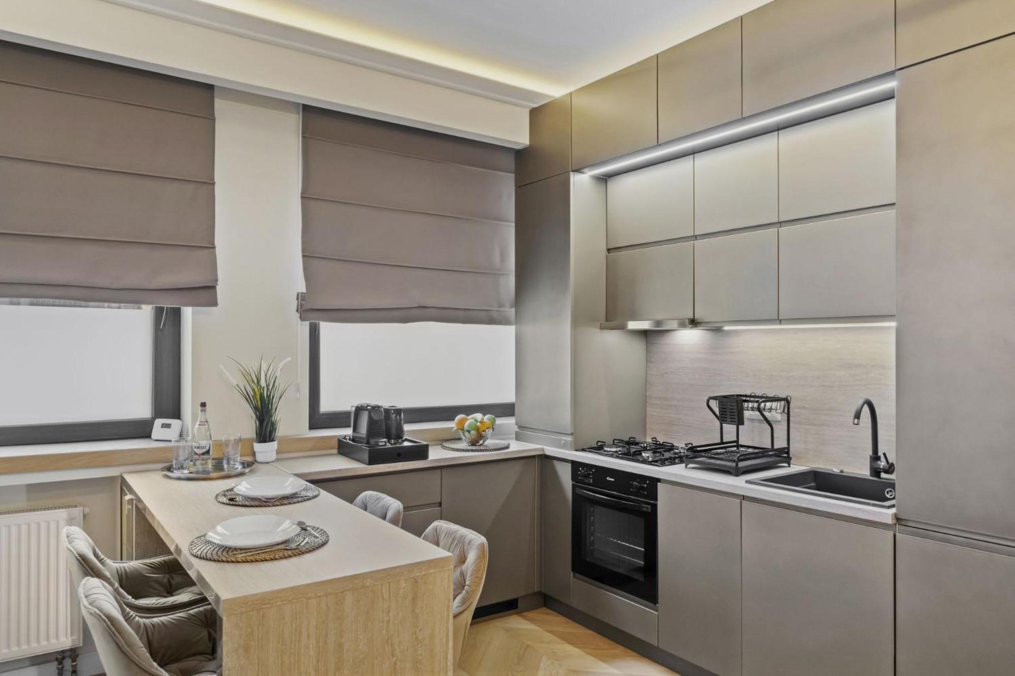 Central Two Rooms Apartment The Paradise Of Lights Bukarest Exterior foto