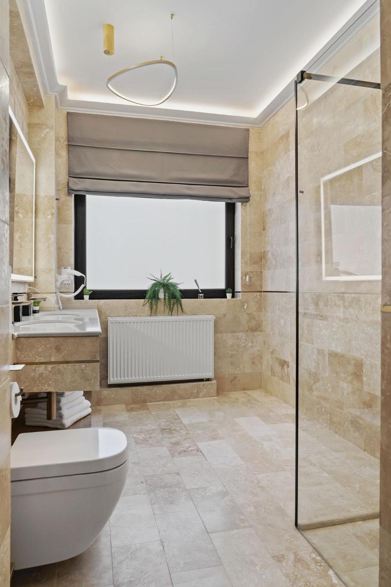 Central Two Rooms Apartment The Paradise Of Lights Bukarest Exterior foto